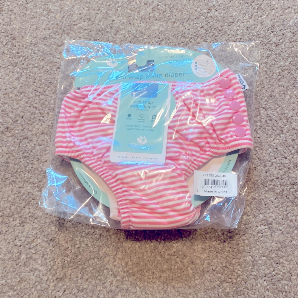 NWT green sprouts swim diaper